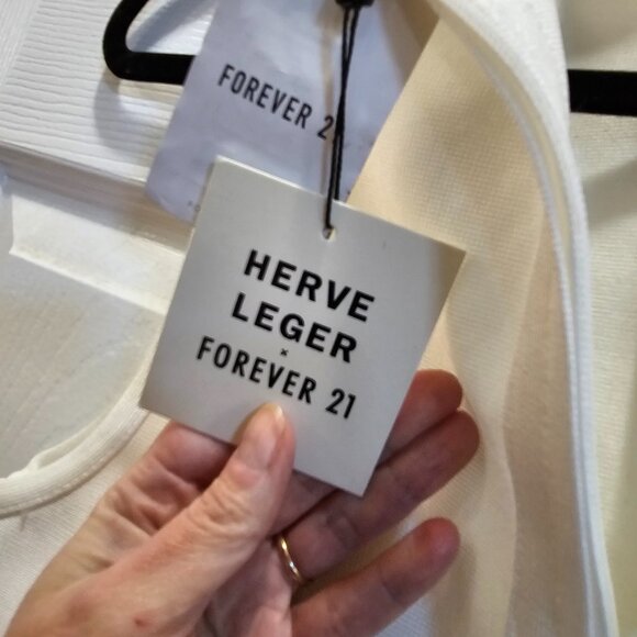Hervé Léger x Forever 21 White Cutout Bodycon Dress Size L NWT - Picture 4 of 9